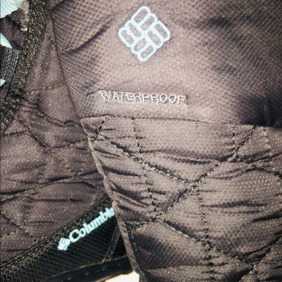 Columbia Boots - Picture 6 of 7